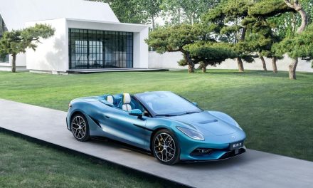 Guncang Beijing, Denza Z Convertible Jadi Supercar Listrik Terbaru