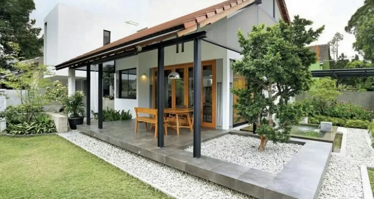 Inspirasi Rumah 1 Lantai Dengan Teras Luas, Cocok Untuk Lansia
