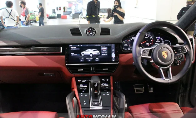 Porsche Cayenne Electric Versi Baru Hadir Dengan Interior Mewah