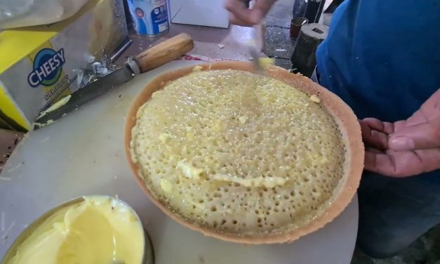 Kuliner Martabak Piring Cocok Di Nikmati Di Kala Malam Harimu