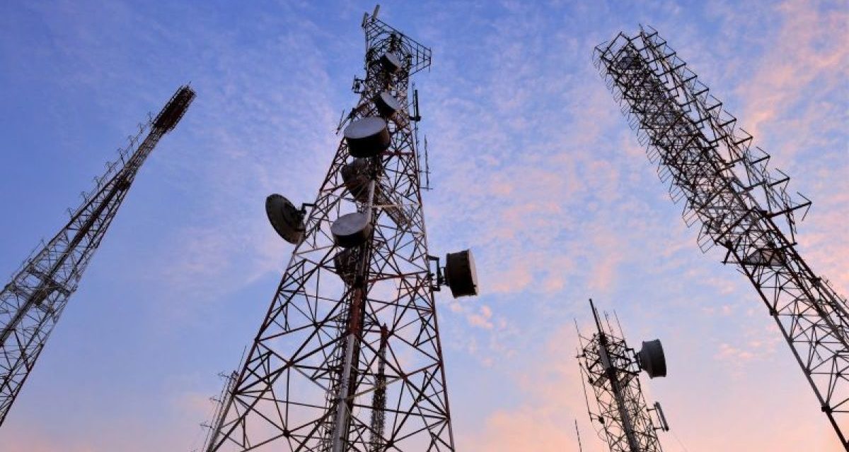 Raksasa Teknologi Hadapi Tantangan Modal: Layanan Internetnya