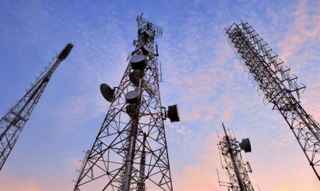 Raksasa Teknologi Hadapi Tantangan Modal: Layanan Internetnya
