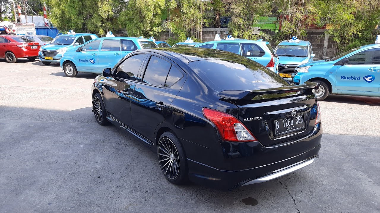 Nissan Almera