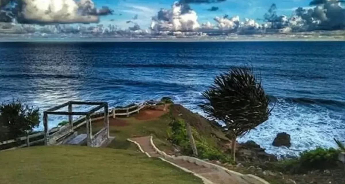 Pesona Pantai Karang Tawulan Di Ujung Jawa Barat