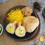Makin Gurih! Pempek Kapal Selam Isi Telur Jadi Kuliner Favorit